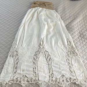 Pea in a Pod lace maternity skirt